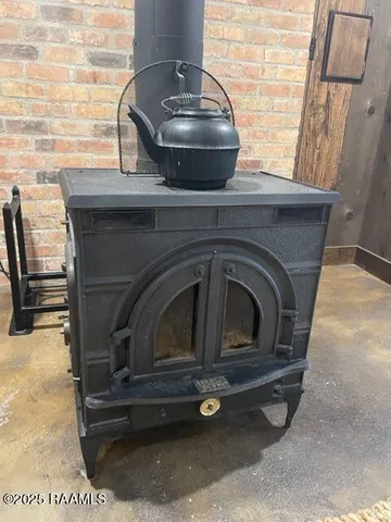 $2,500 | 411 Wiggins Road, Lafayette, LA 70503