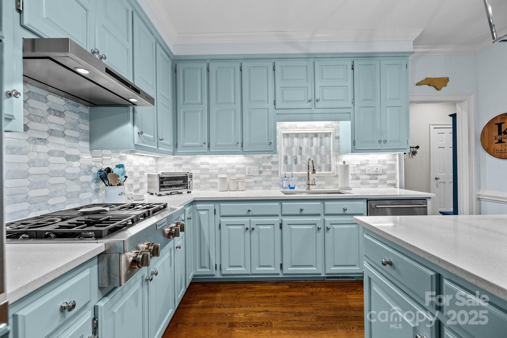 4739 Binfords Ridge Road Charlotte, NC 28226 - Photo 15 of 47 a kitchen with stainless steel appliances granite countertop a stove and a sink