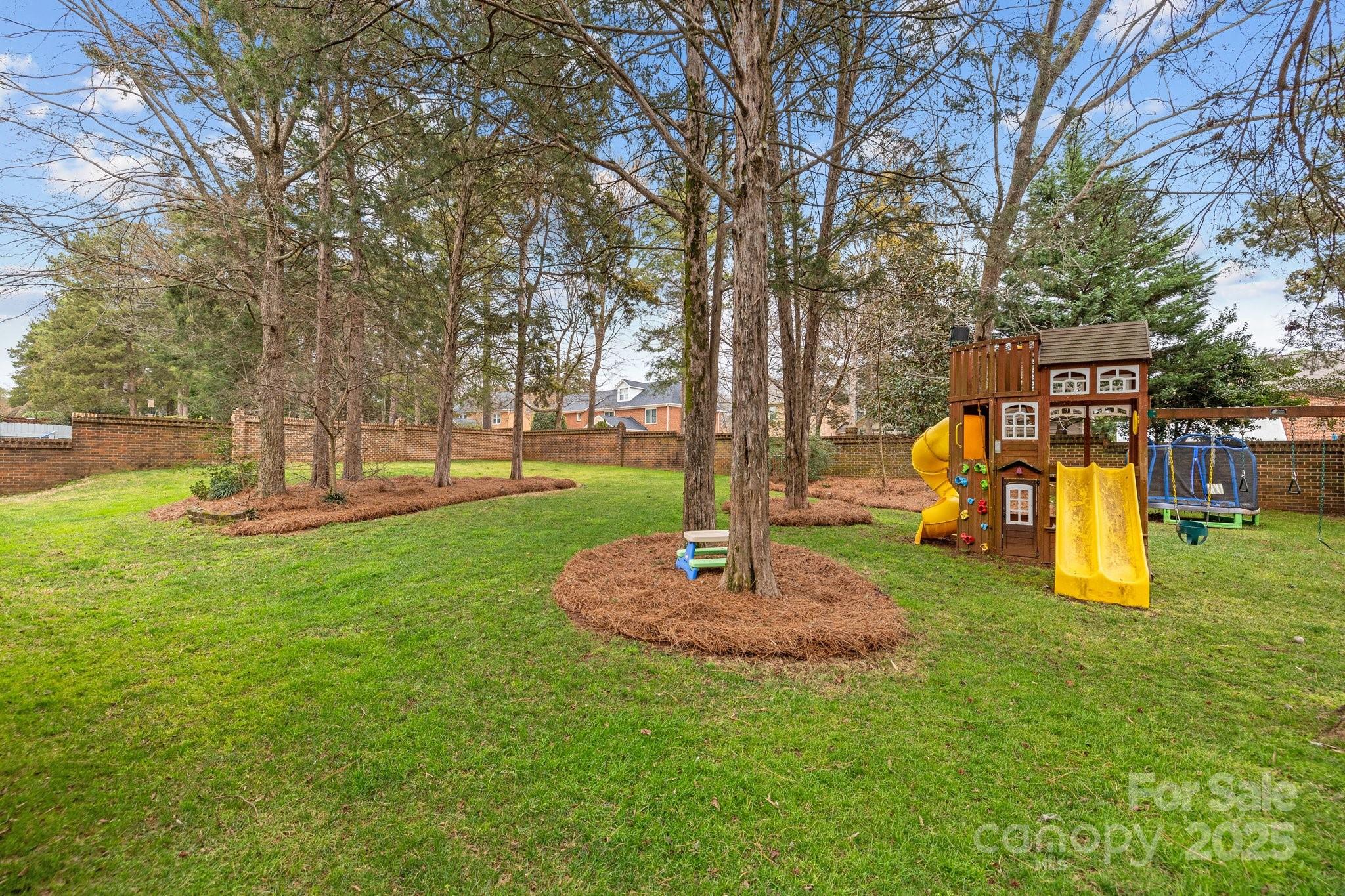 4739 Binfords Ridge Road Charlotte, NC 28226 - Photo 38 of 47 a park with large trees