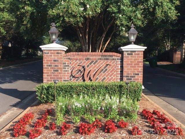 4739 Binfords Ridge Road Charlotte, NC 28226 - Photo 45 of 47 a view of a bunch of flowers