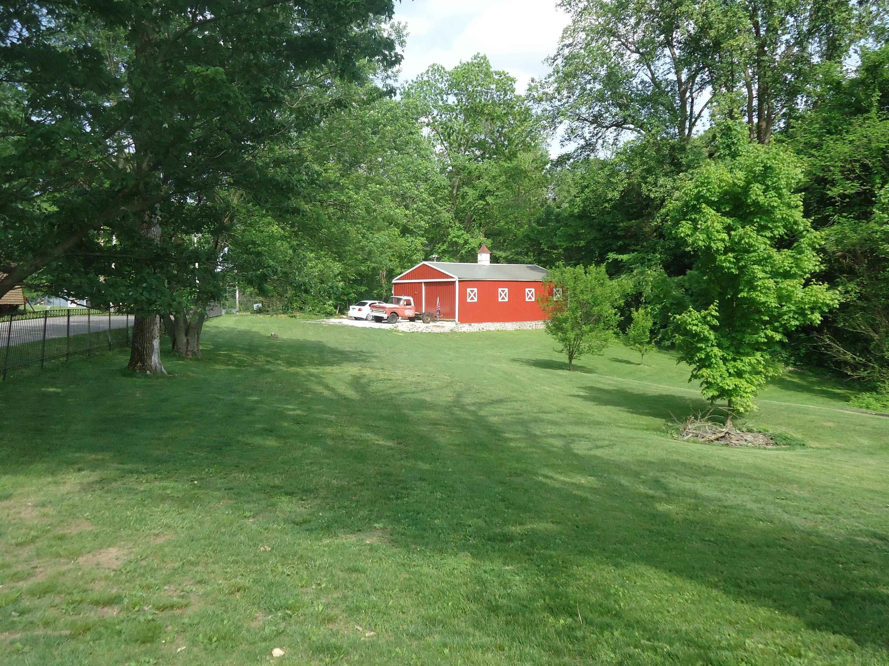 42 Gun Club Road Mitchell, IN 47446 - Photo 4 of 25