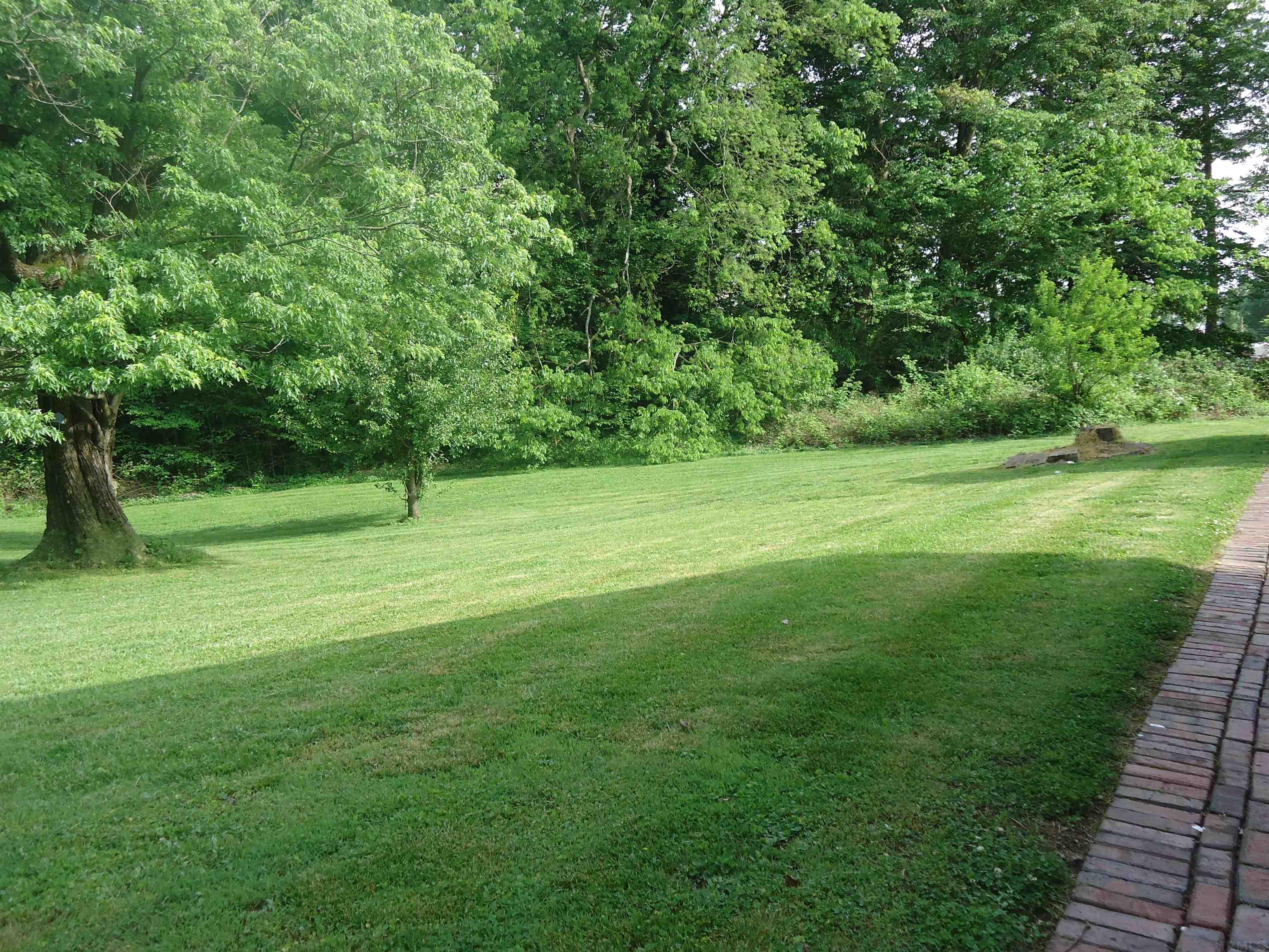 42 Gun Club Road Mitchell, IN 47446 - Photo 5 of 25