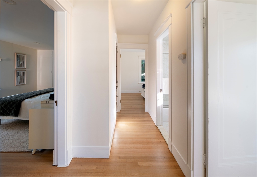 1643 Washington Street Newton, MA 02465 - Photo 13 of 29