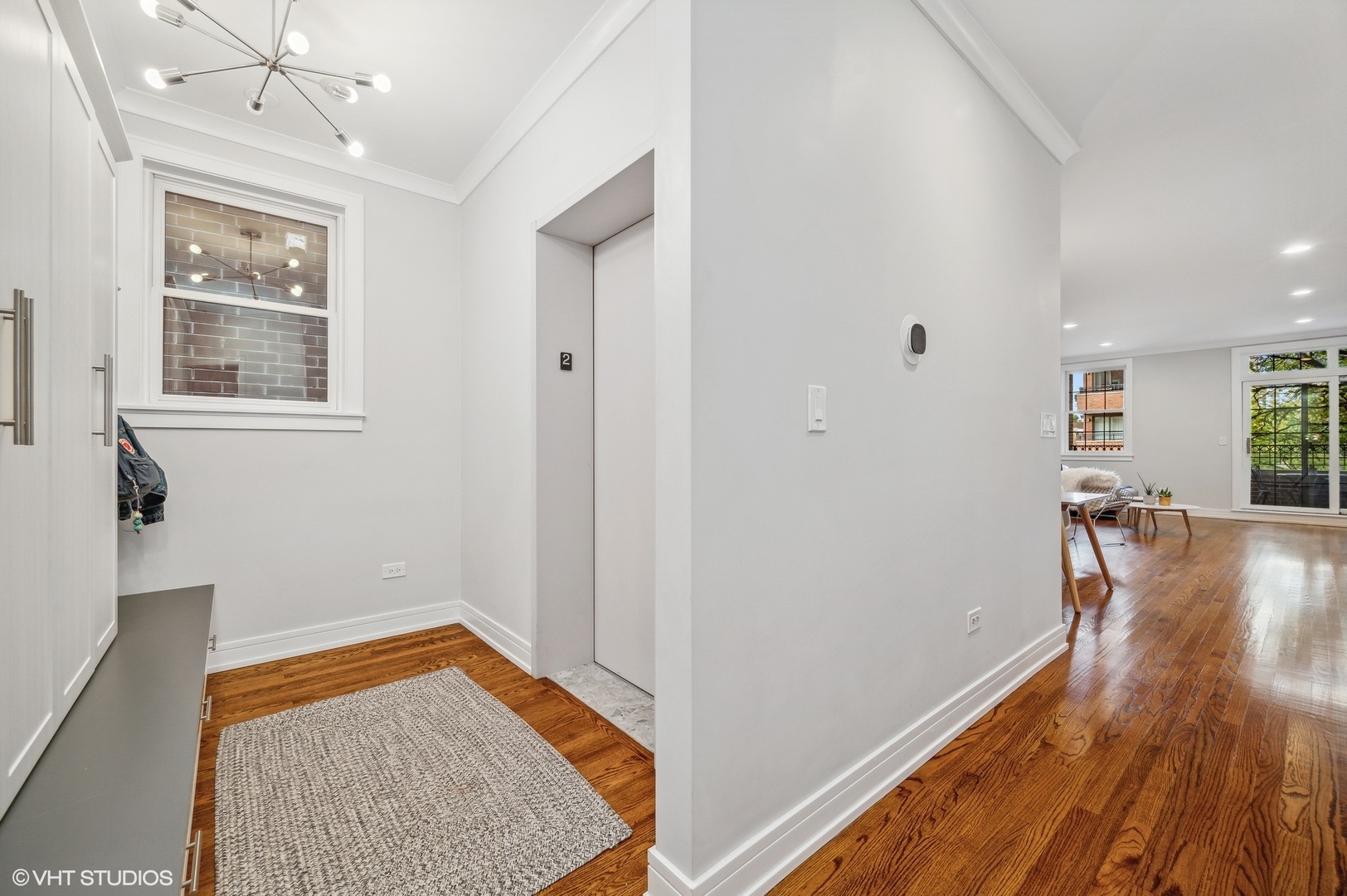 2245 West Irving Park Road, Unit 2 Chicago, IL 60618 - Photo 3 of 21