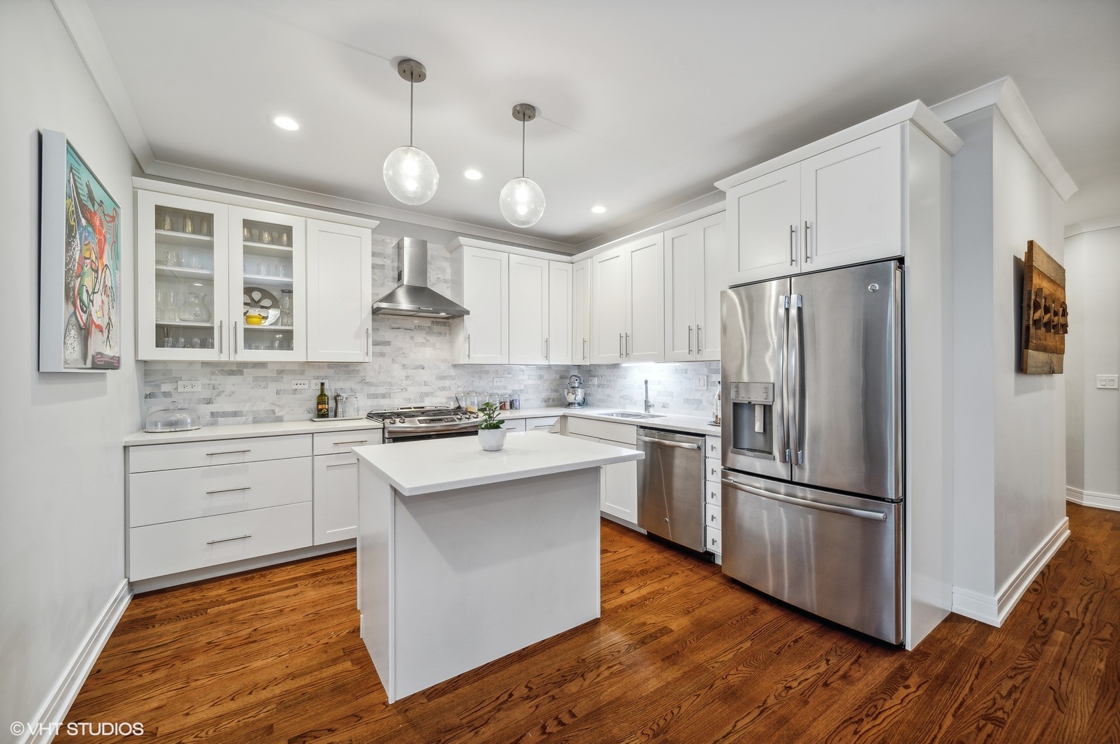 2245 West Irving Park Road, Unit 2 Chicago, IL 60618 - Photo 4 of 21