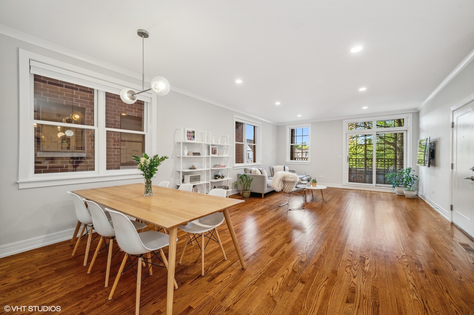 2245 West Irving Park Road, Unit 2 Chicago, IL 60618 - Photo 8 of 21