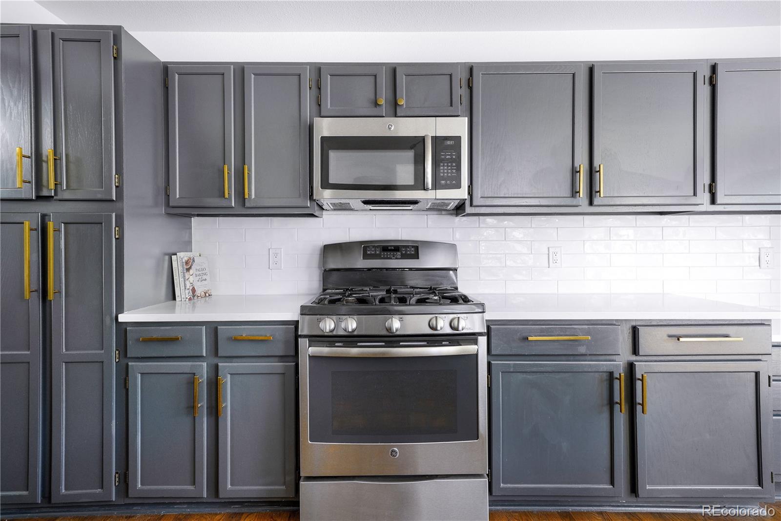 1651 Beacon Hill Drive Highlands Ranch, CO 80126 - Photo 15 of 50