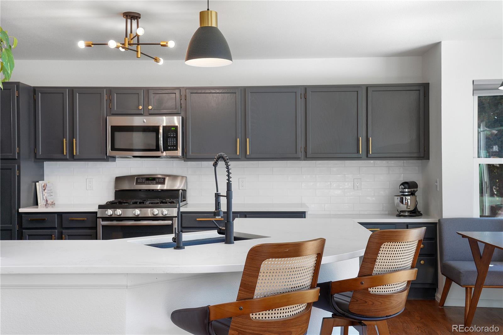 1651 Beacon Hill Drive Highlands Ranch, CO 80126 - Photo 17 of 50