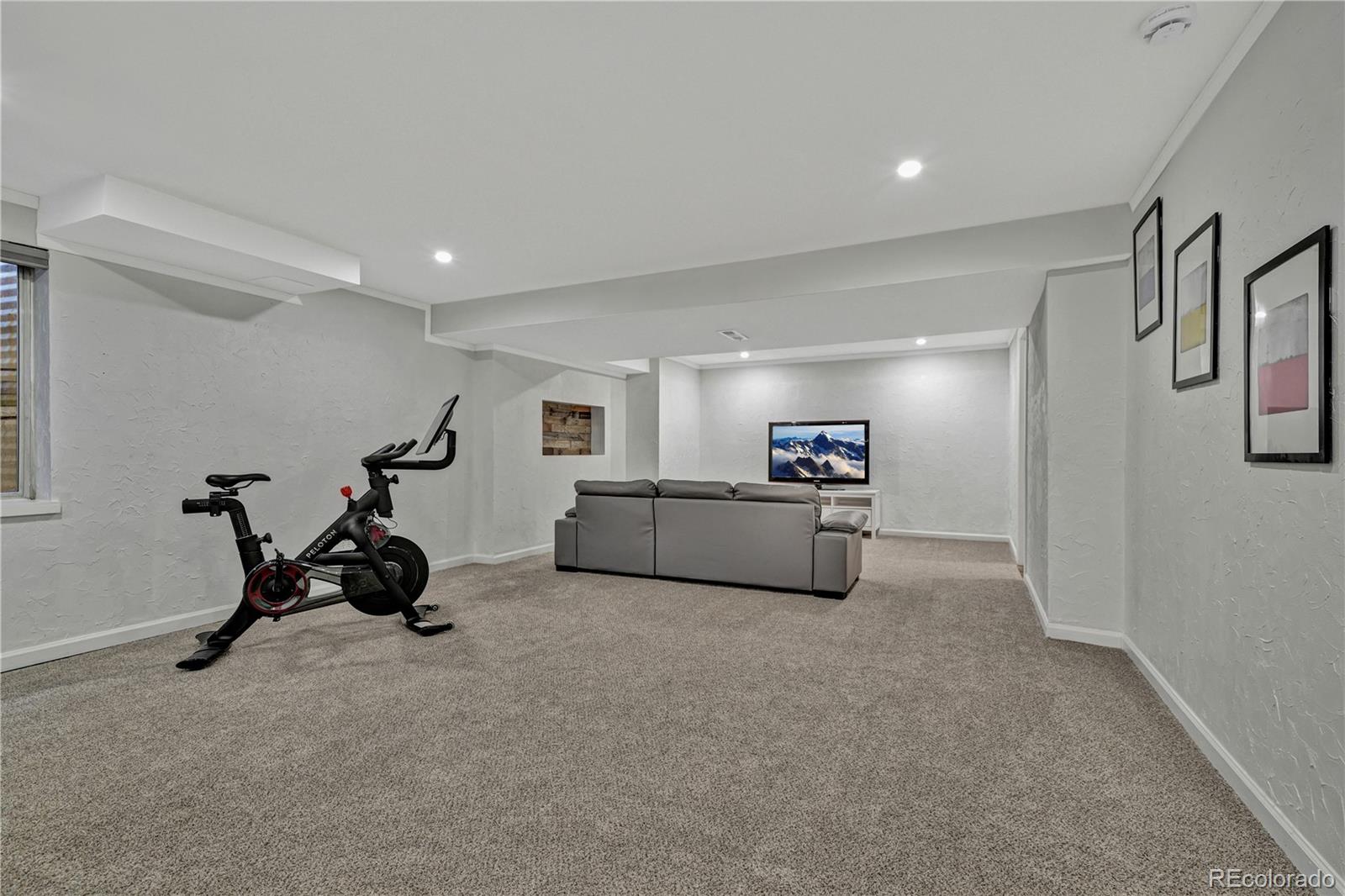 1651 Beacon Hill Drive Highlands Ranch, CO 80126 - Photo 29 of 50