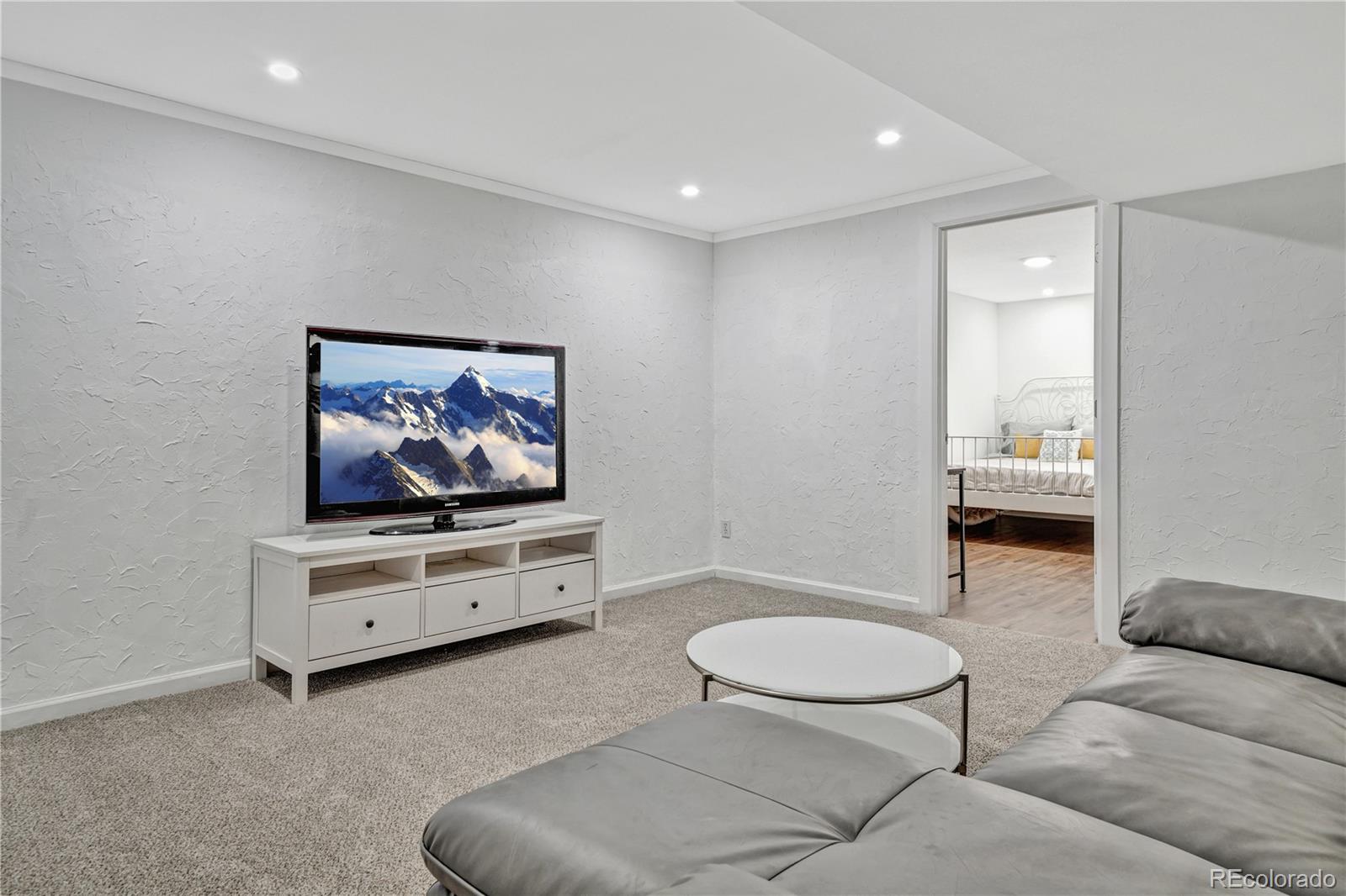 1651 Beacon Hill Drive Highlands Ranch, CO 80126 - Photo 31 of 50