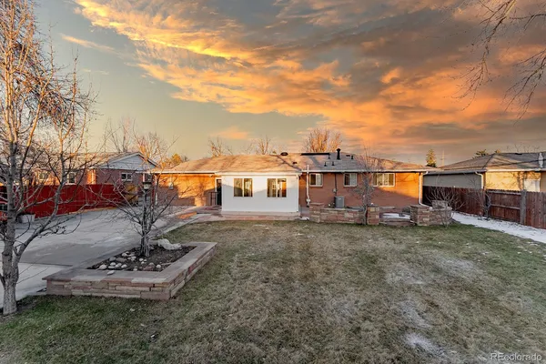 a view of a house with outdoor space