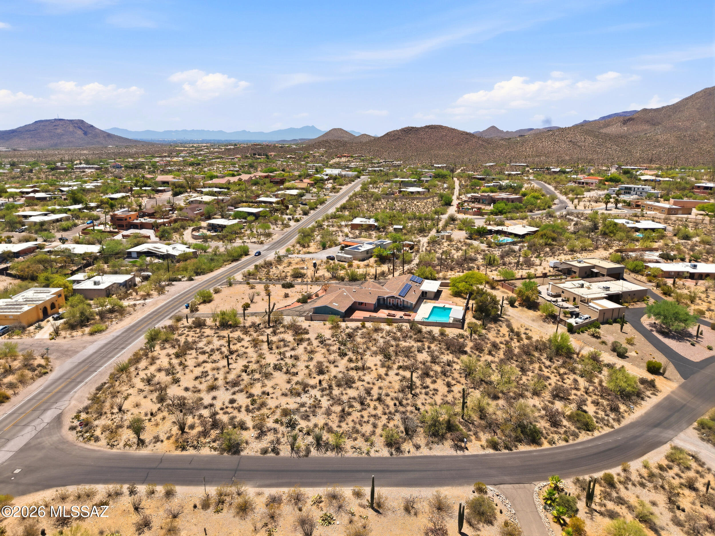 1801 North Painted Hills Road Tucson, AZ 85745 - Photo 2 of 16 2_painted_hills_002