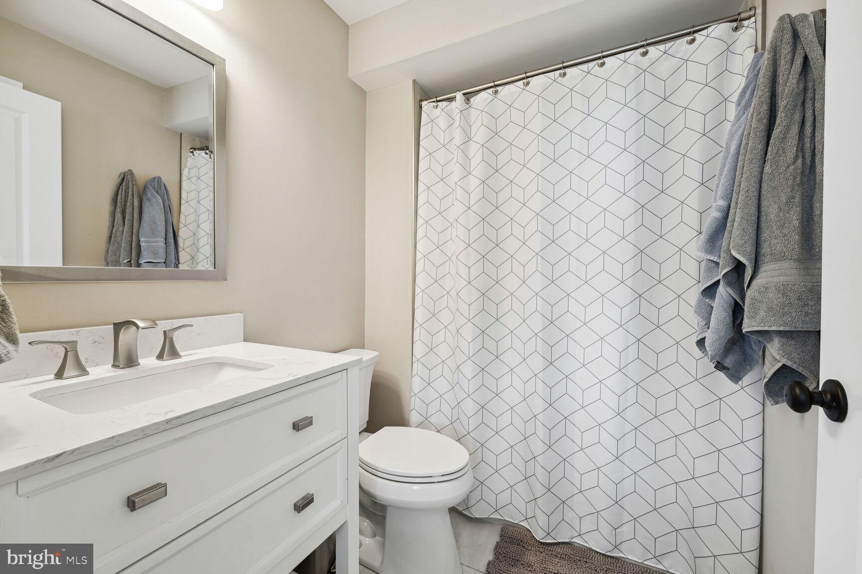 826 St Stephens Road Alexandria, VA 22304 - Photo 25 of 100