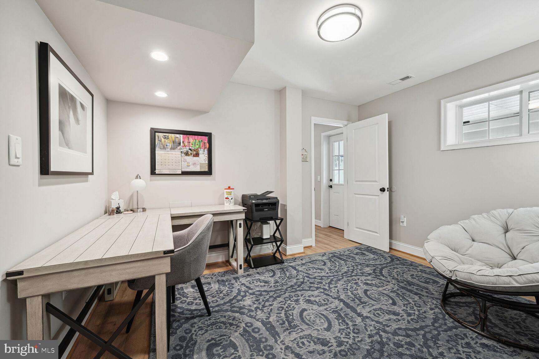 826 St Stephens Road Alexandria, VA 22304 - Photo 28 of 100