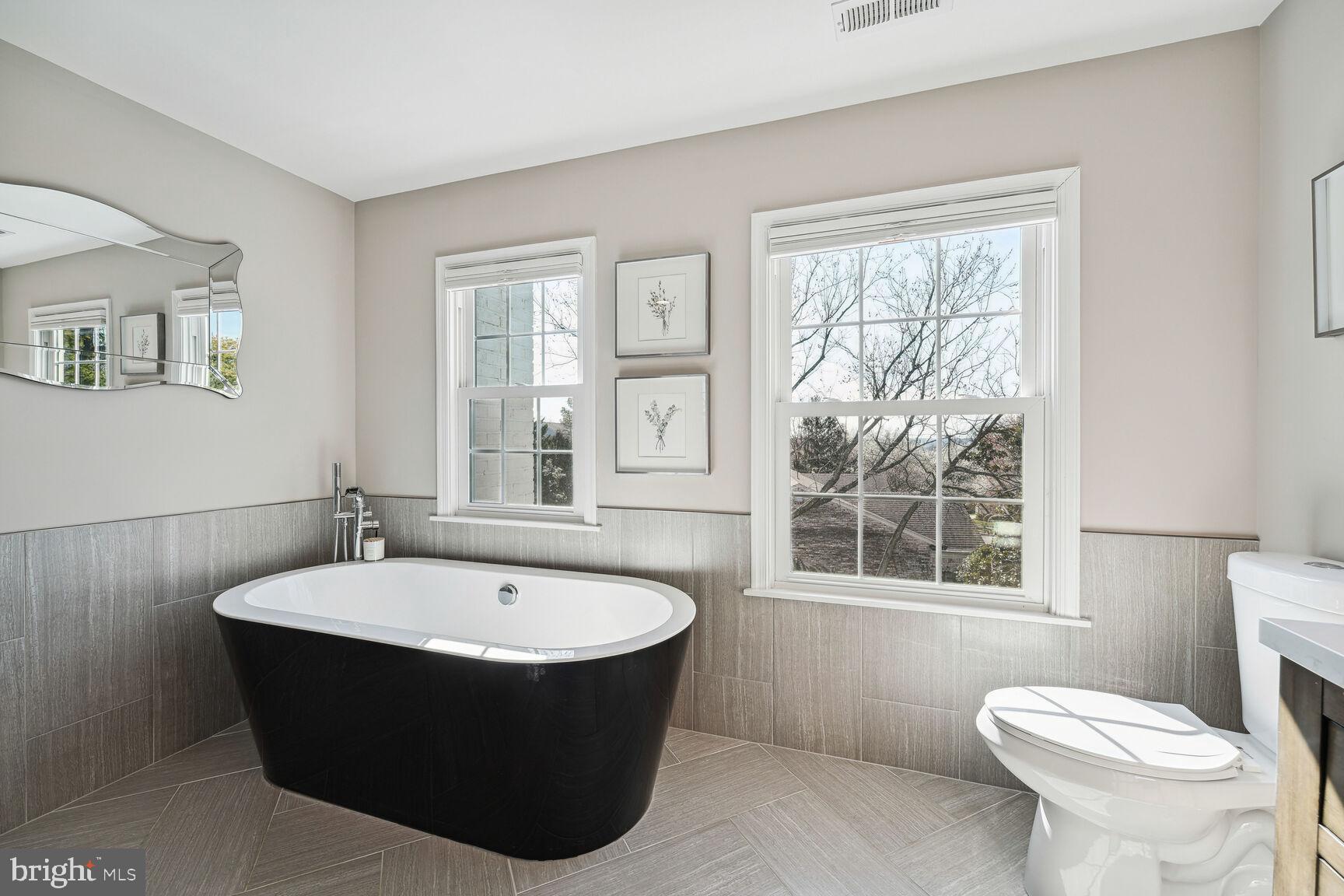 826 St Stephens Road Alexandria, VA 22304 - Photo 34 of 100