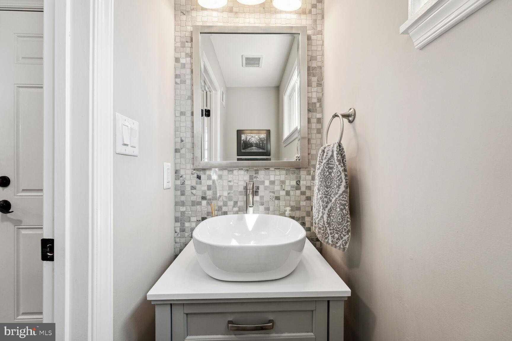 826 St Stephens Road Alexandria, VA 22304 - Photo 37 of 100