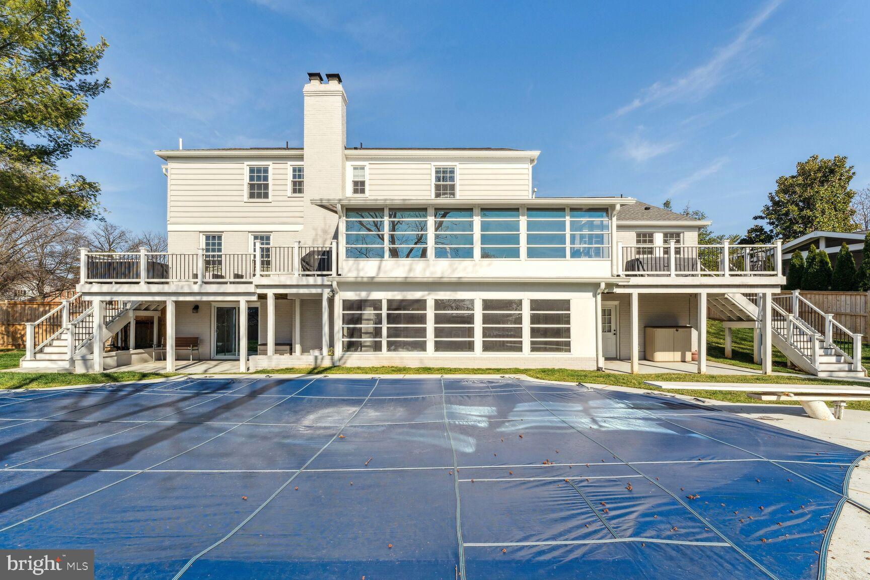 826 St Stephens Road Alexandria, VA 22304 - Photo 5 of 100