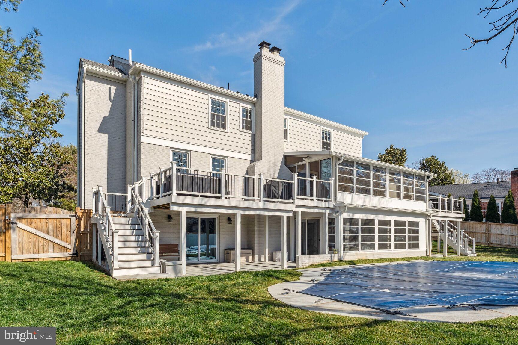 826 St Stephens Road Alexandria, VA 22304 - Photo 6 of 100