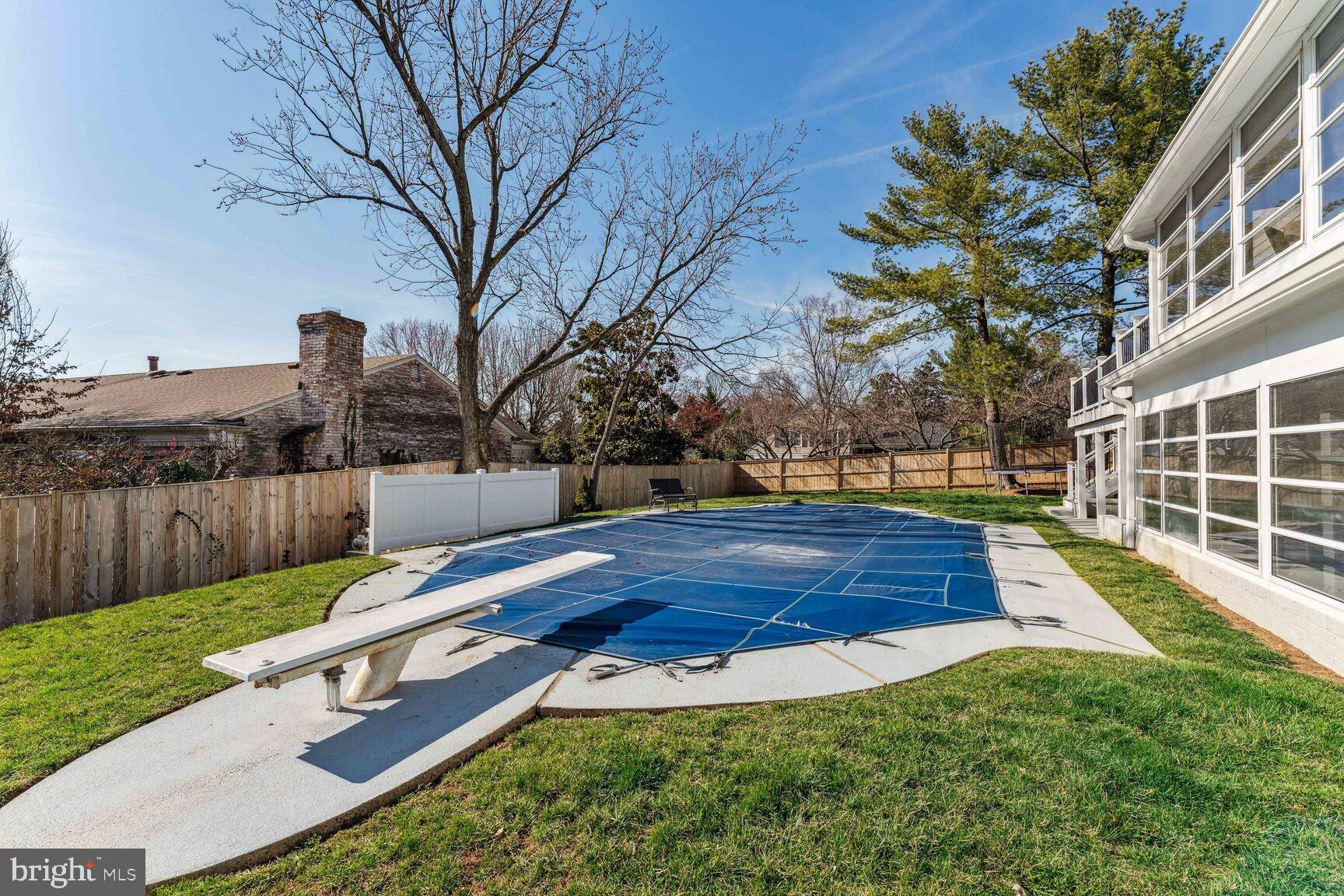 826 St Stephens Road Alexandria, VA 22304 - Photo 9 of 100