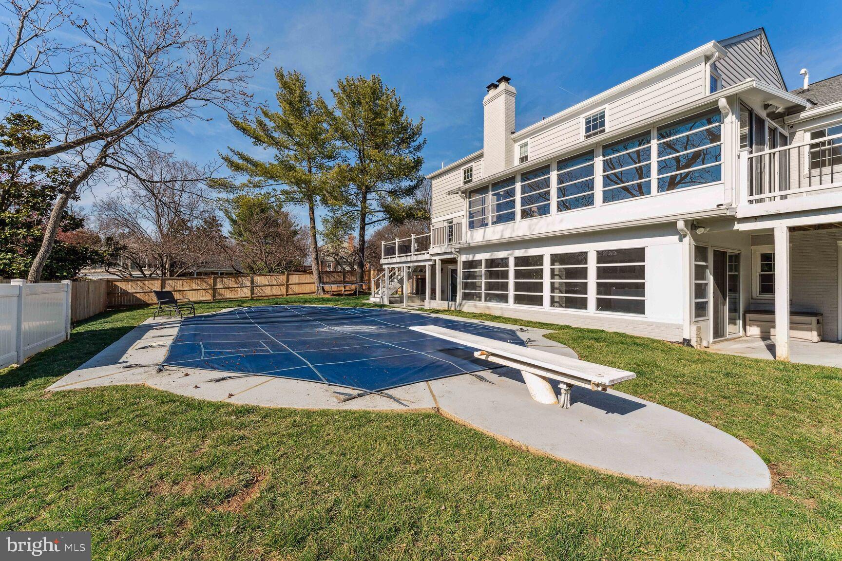 826 St Stephens Road Alexandria, VA 22304 - Photo 10 of 100