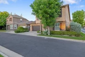 $440,000 | 1608 North Oliveto Court, Visalia, CA 93291