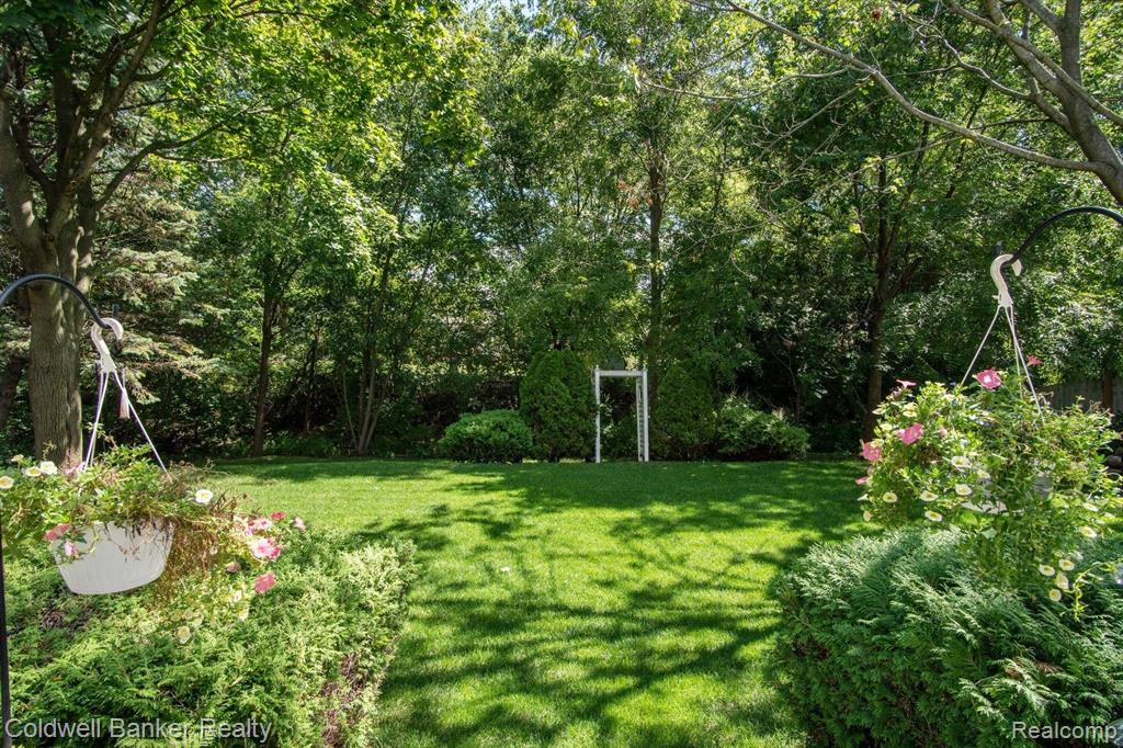 675 Worthington Road Canton, MI 48188 - Photo 24 of 25