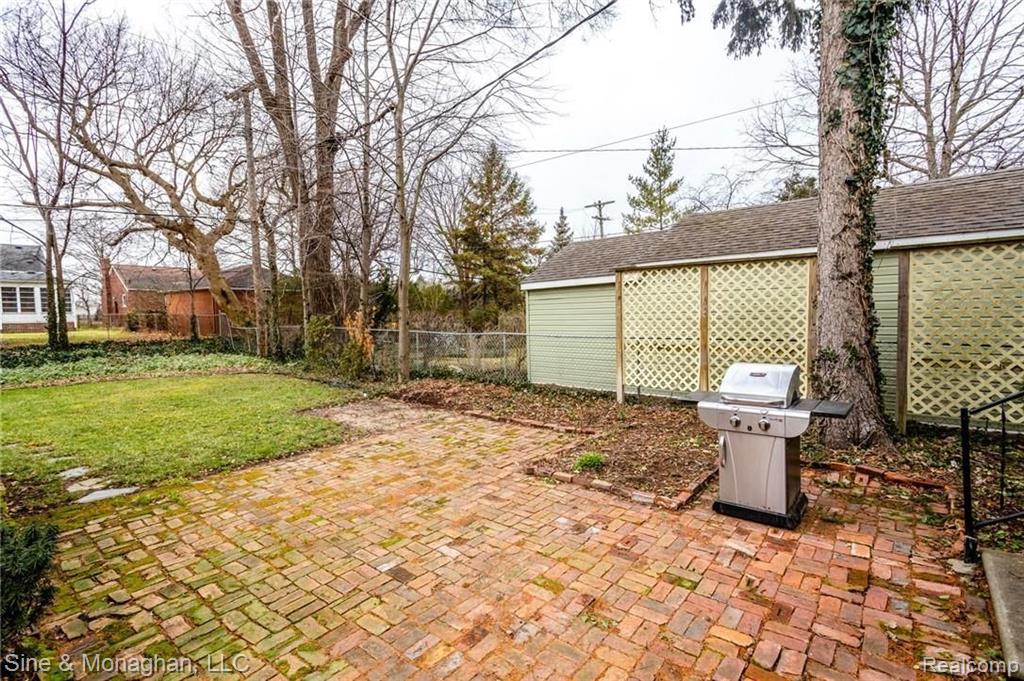 433 Maison Road Grosse Pointe Farms, MI 48236 - Photo 38 of 52