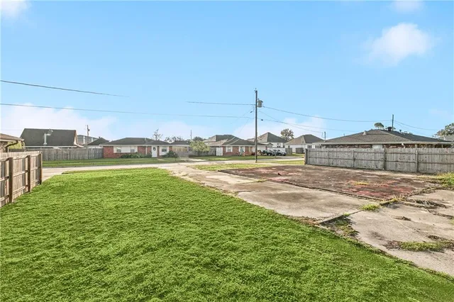 $30,000 | 3300 Volpe Drive, Chalmette, LA 70043