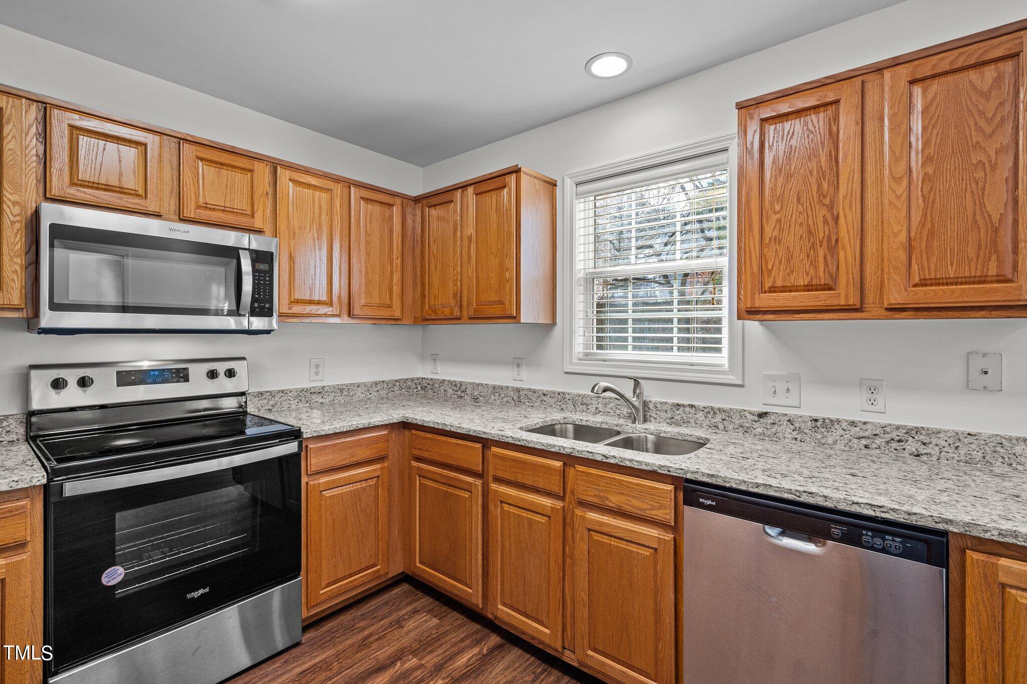 2609 Alder Ridge Lane Raleigh, NC 27603 - Photo 6 of 52 30-web-or-mls-_NFP4766