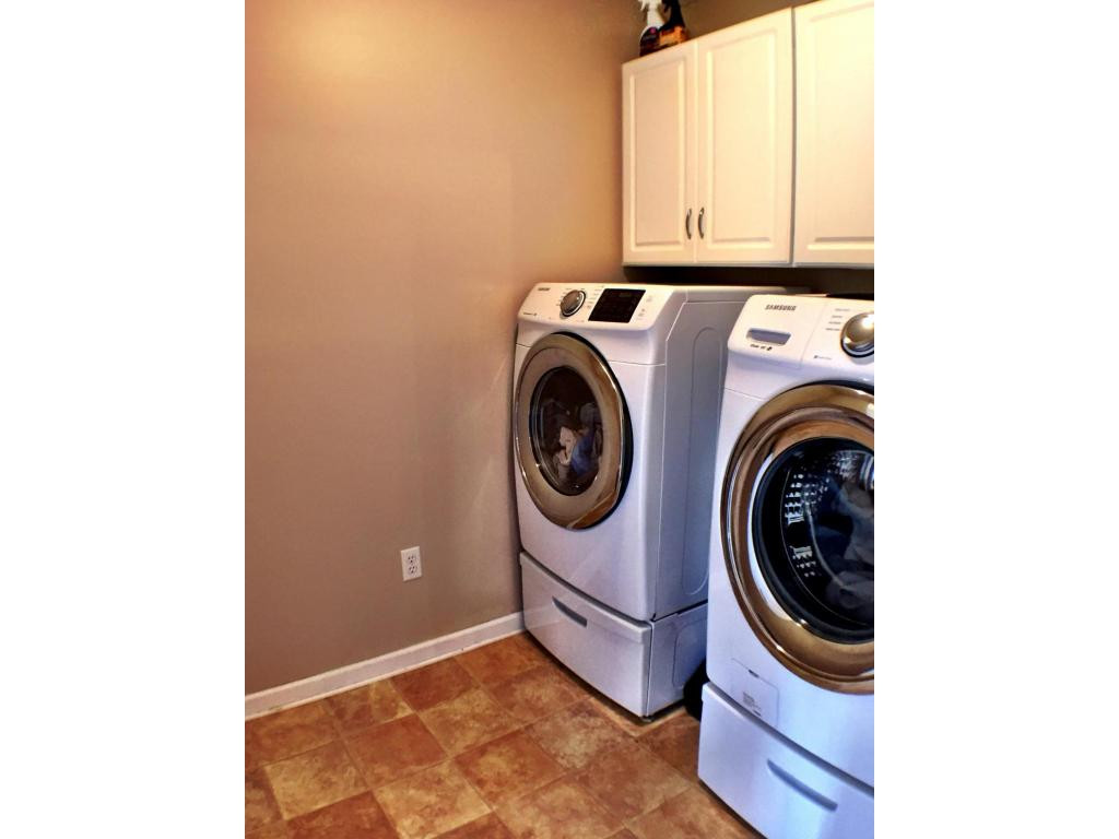 1338 Timber Ridge Road Bluff City, TN 37618 - Photo 14 of 24 Laundry Room