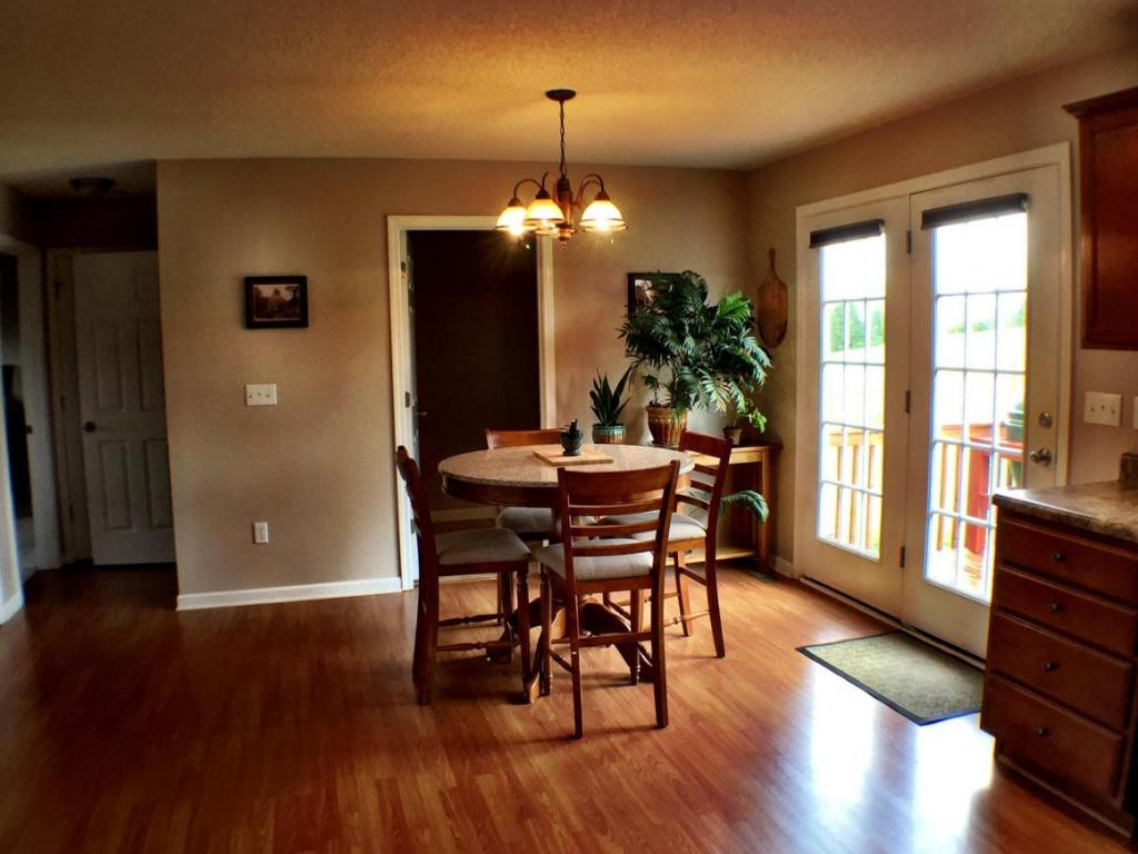1338 Timber Ridge Road Bluff City, TN 37618 - Photo 8 of 24 Dining Area