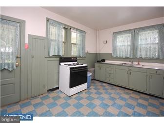 200 South 5 Points Road West Chester, PA 19382 - Photo 4 of 12 Kitchen