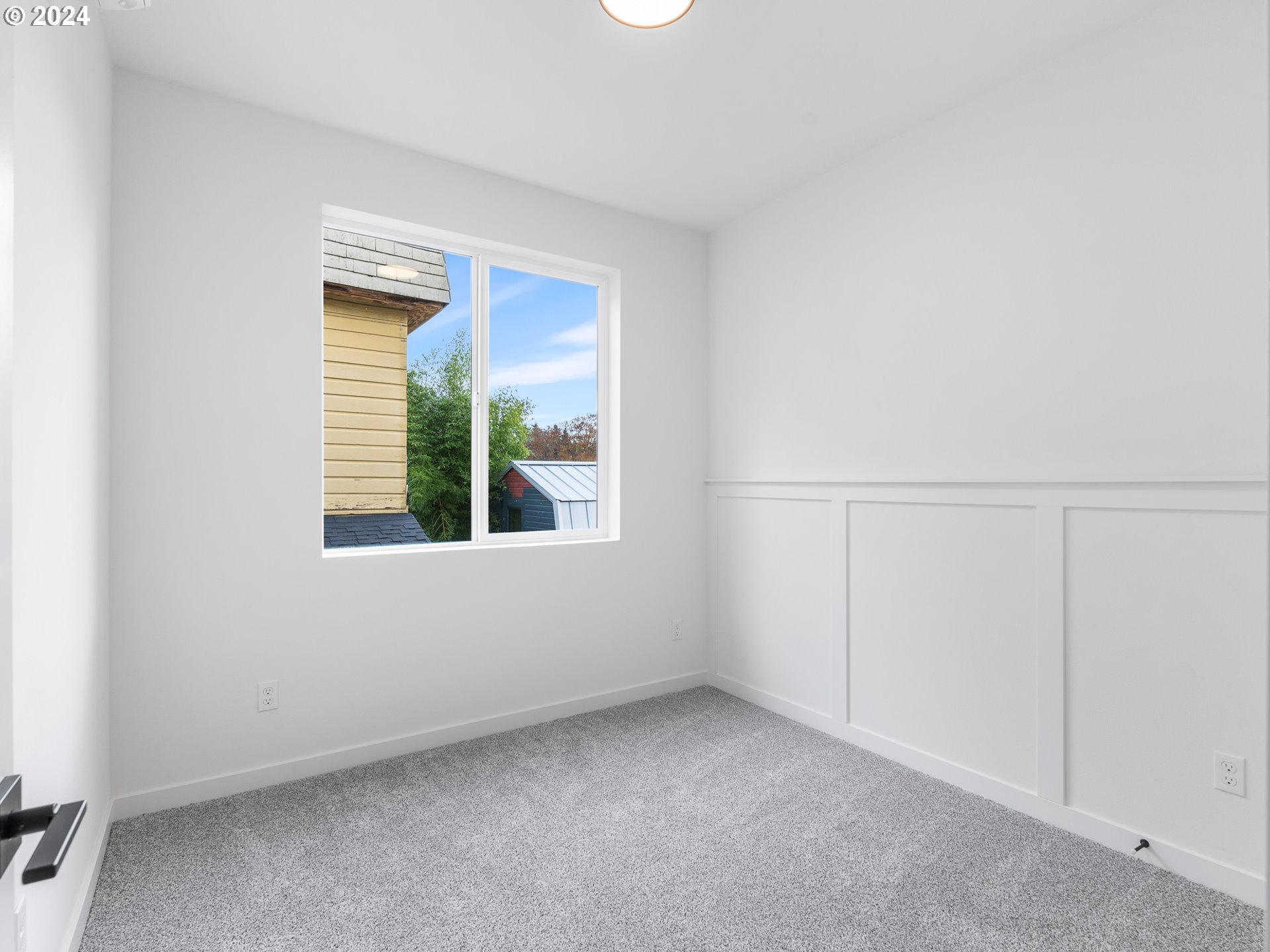 2232 Southeast Ankeny Street, Unit 2 Portland, OR 97214 - Photo 10 of 15