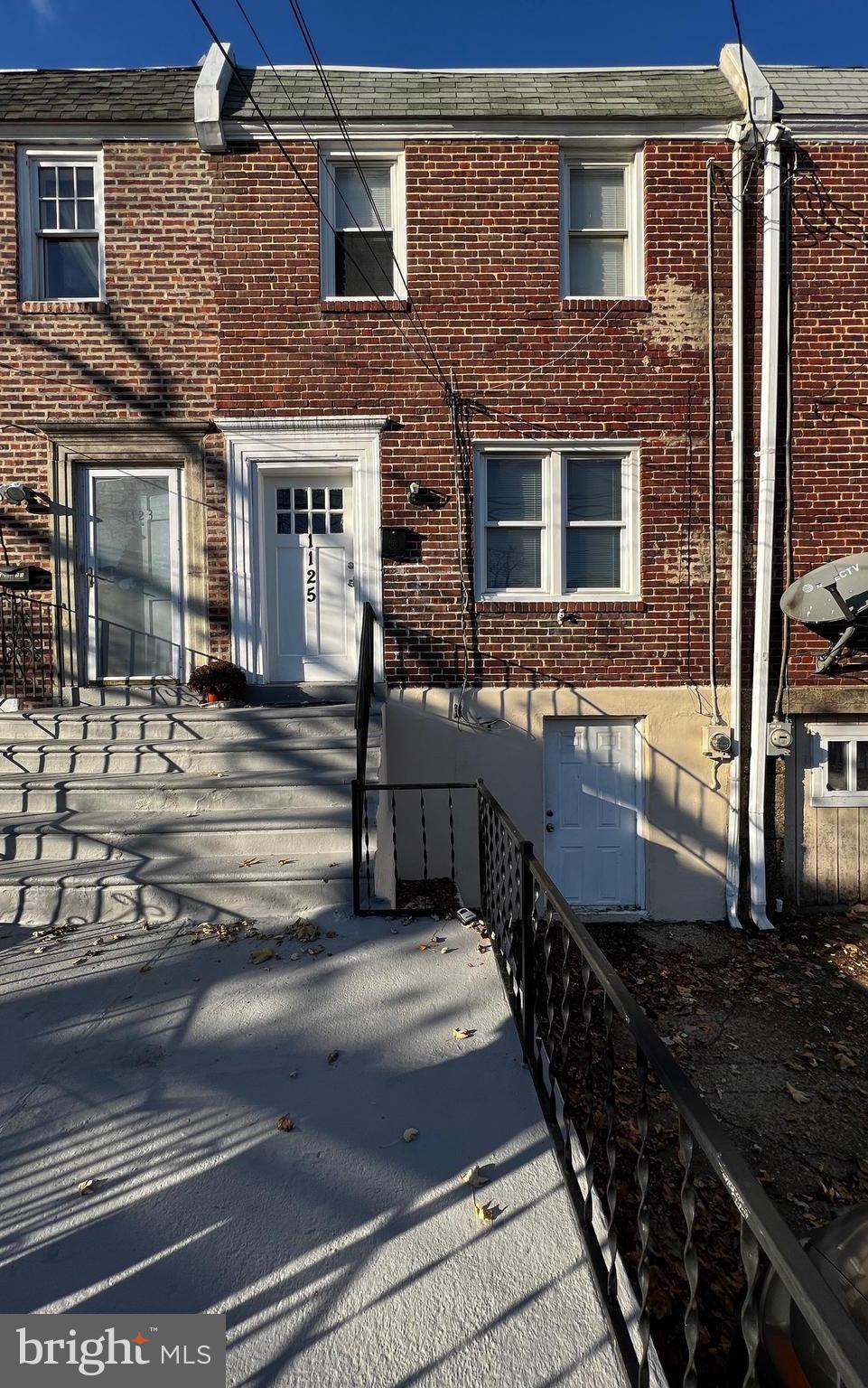 1125 South Merrimac Road Camden, NJ 08104 - Photo 1 of 34