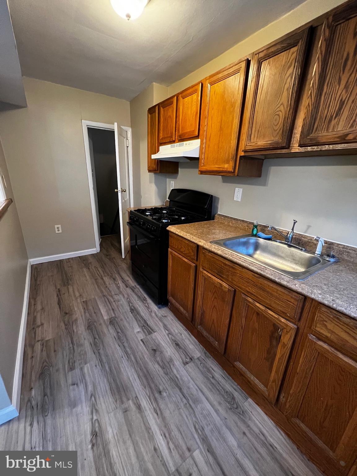 1125 South Merrimac Road Camden, NJ 08104 - Photo 14 of 34