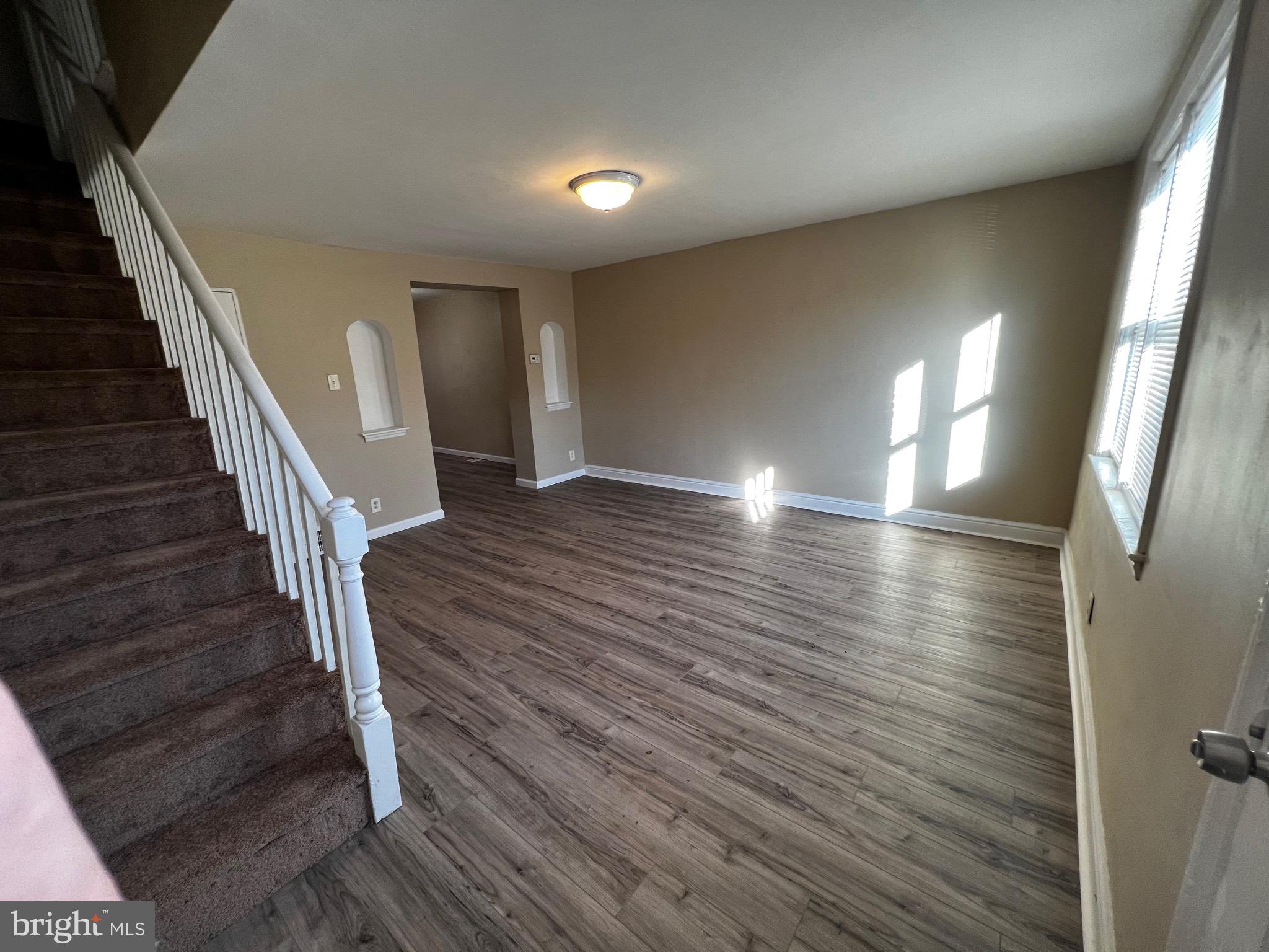1125 South Merrimac Road Camden, NJ 08104 - Photo 2 of 34
