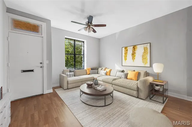 $895,000 | 3521-3525 Utah Street, St. Louis, MO 63118