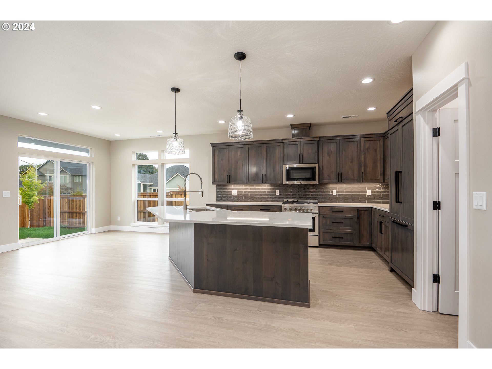 87653 8th Street Veneta, OR 97487 - Photo 11 of 43