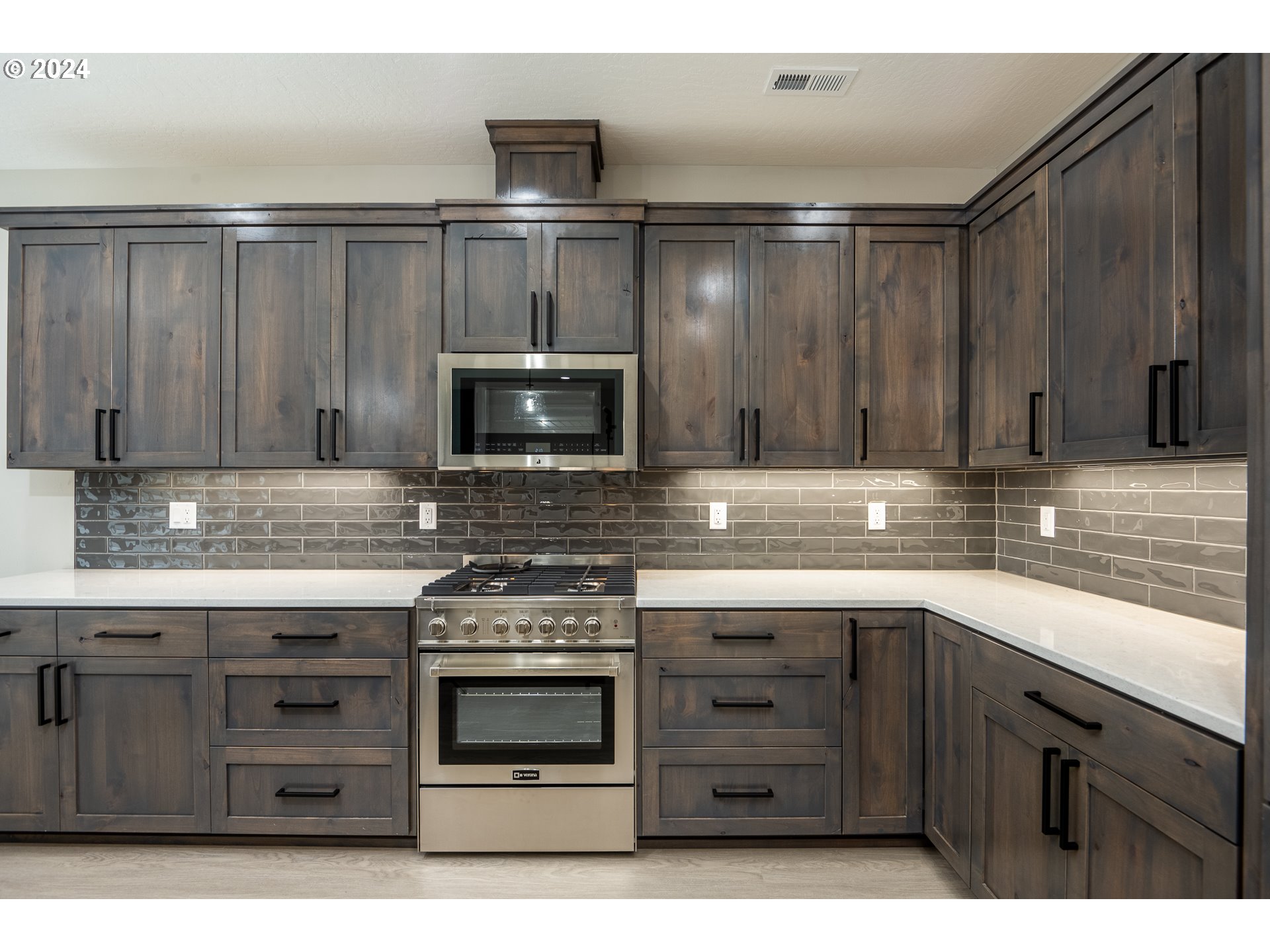 87653 8th Street Veneta, OR 97487 - Photo 12 of 43