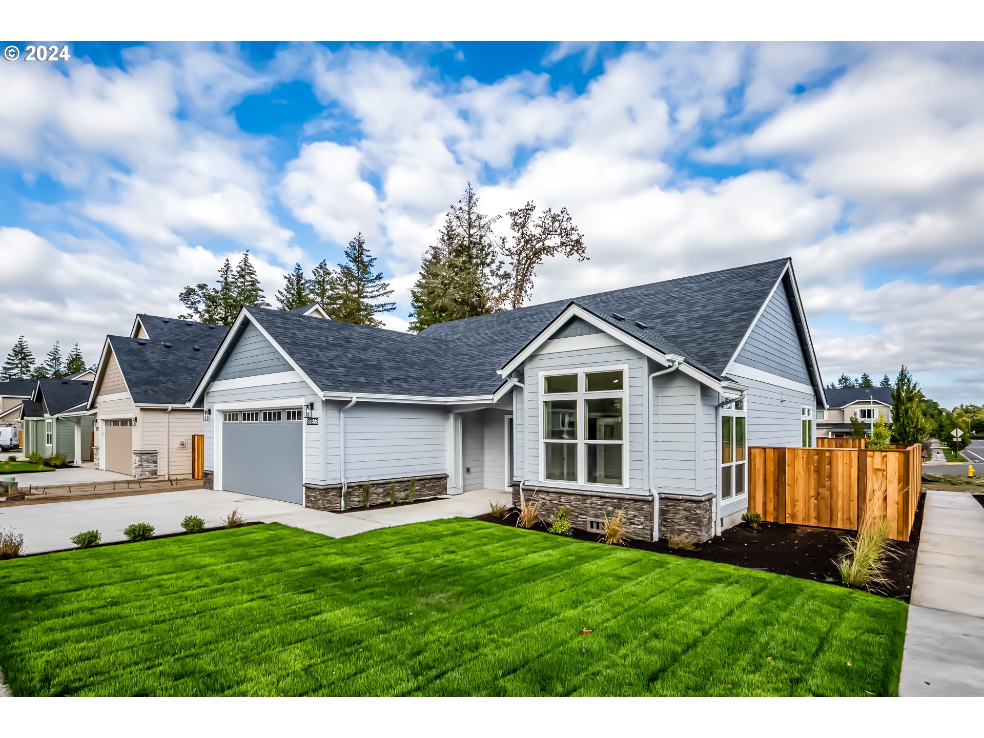 87653 8th Street Veneta, OR 97487 - Photo 2 of 43