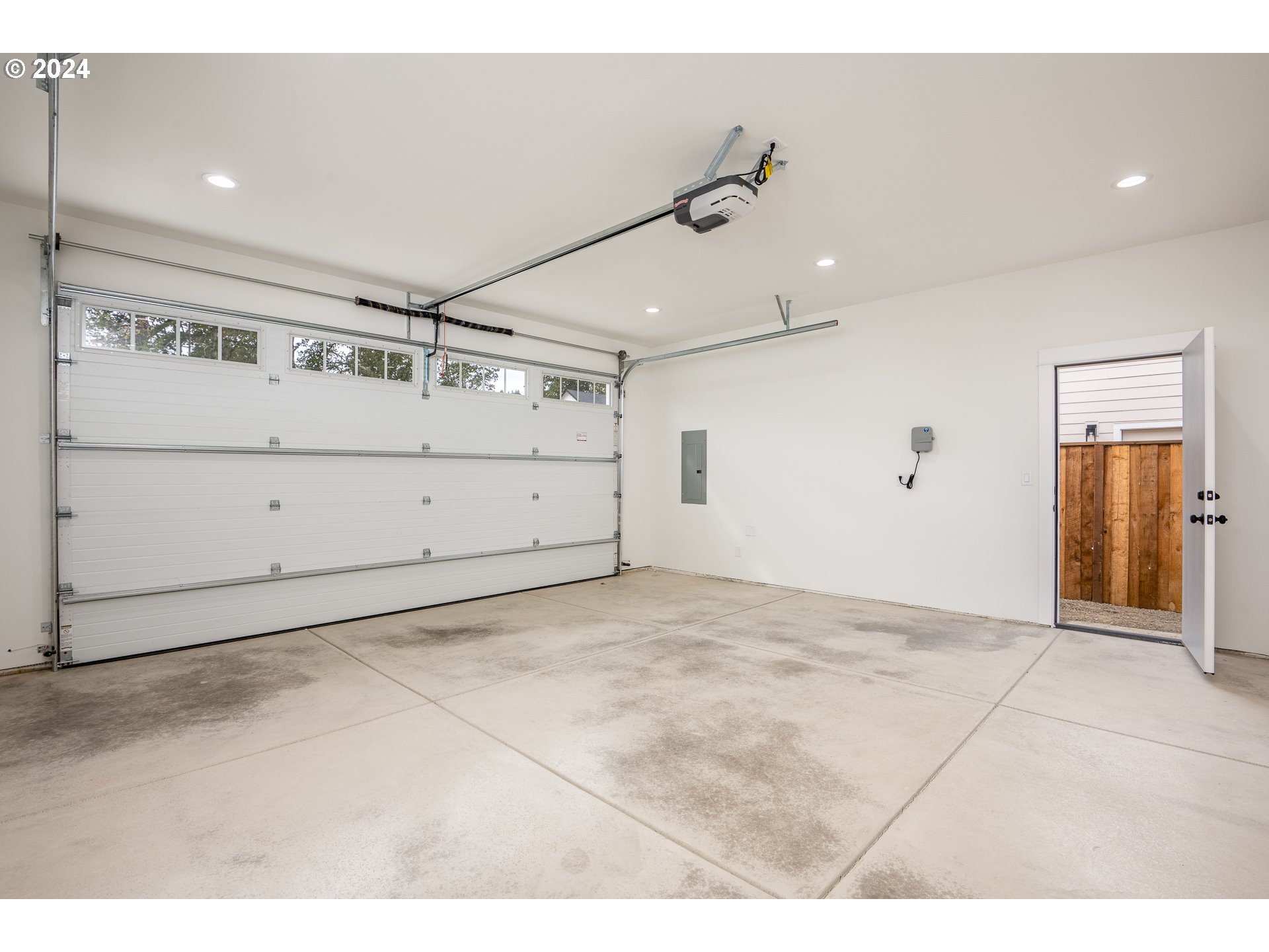 87653 8th Street Veneta, OR 97487 - Photo 38 of 43