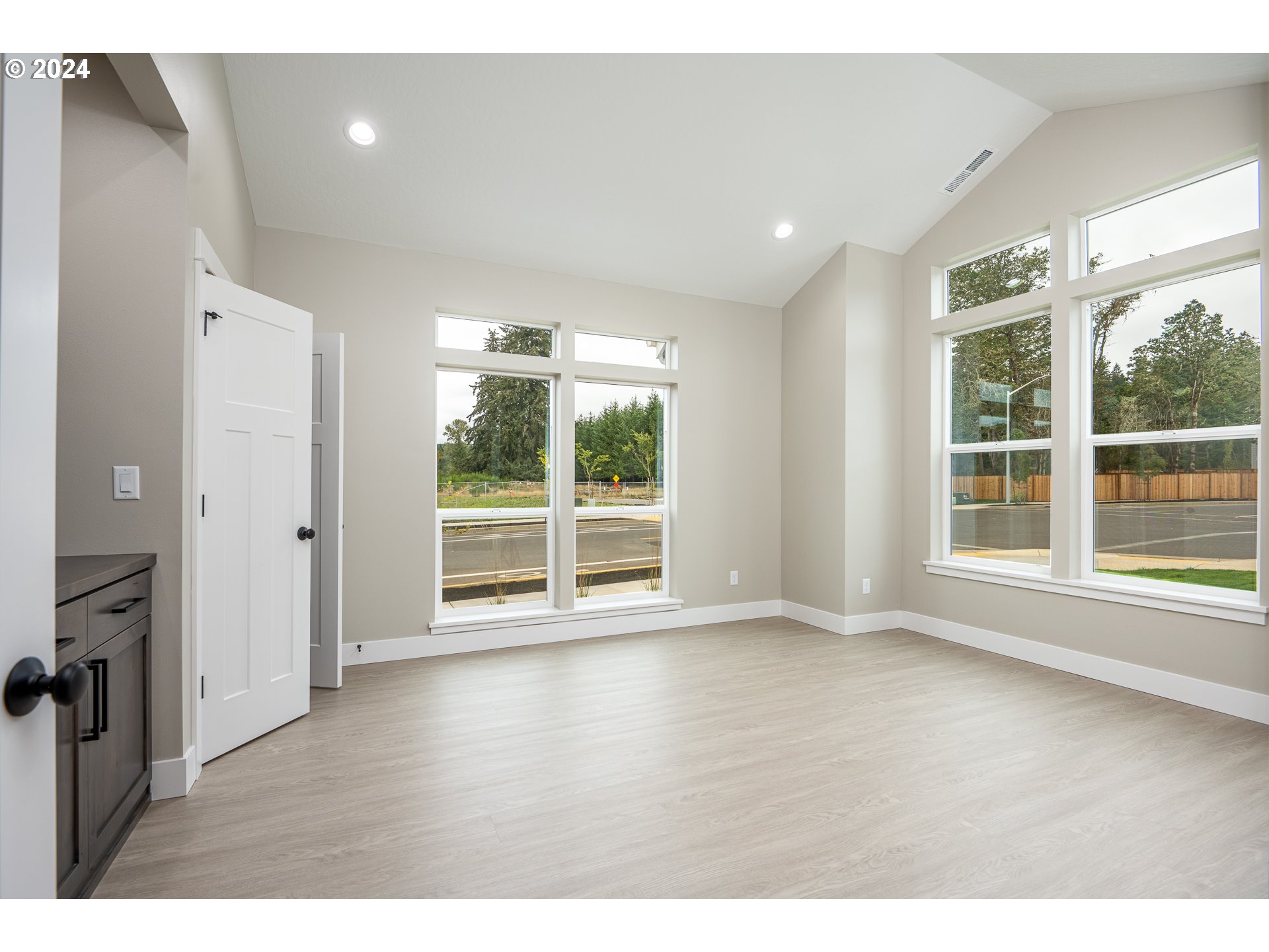 87653 8th Street Veneta, OR 97487 - Photo 6 of 43