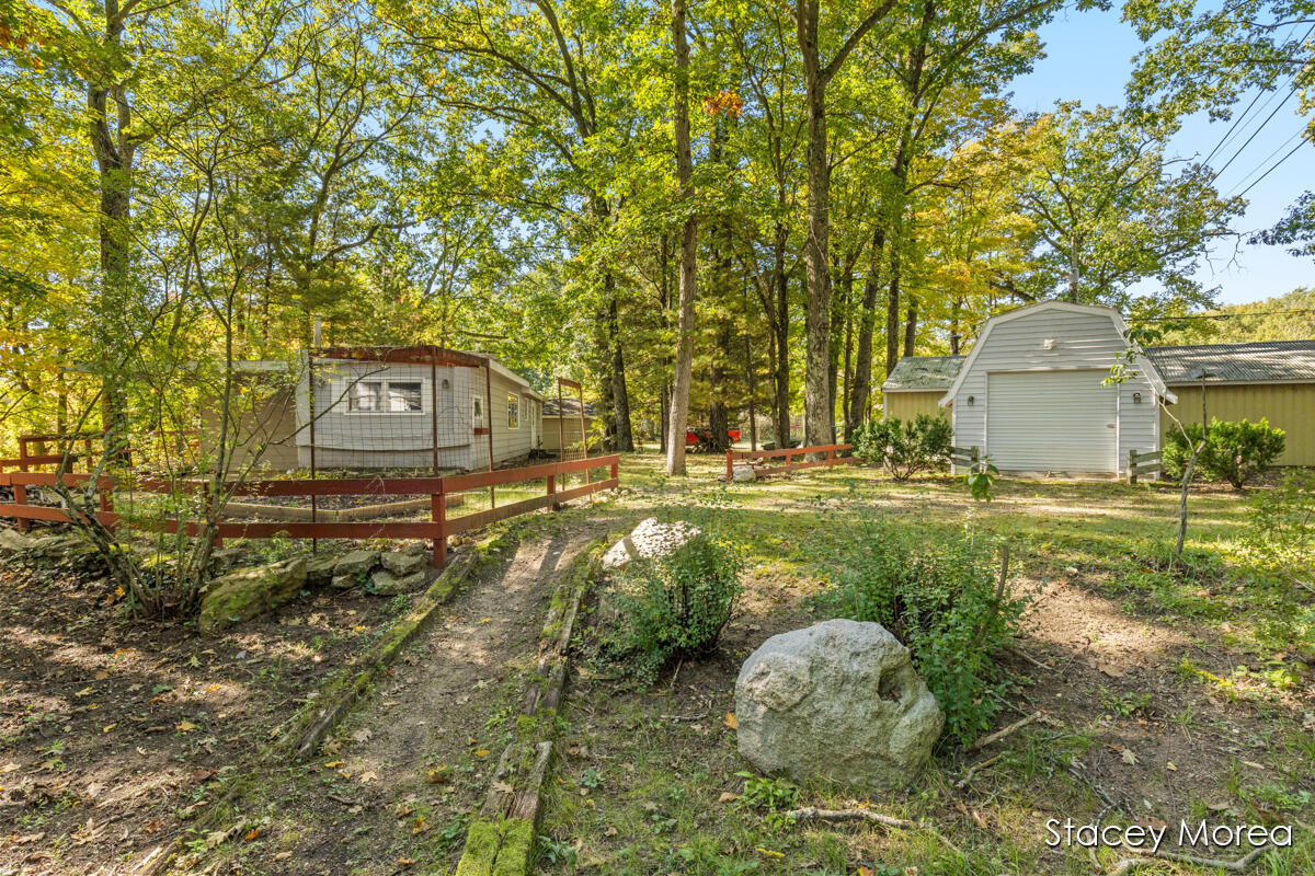 7677 Riverside Lane Hesperia, MI 49421 - Photo 35 of 53 IMG_1033