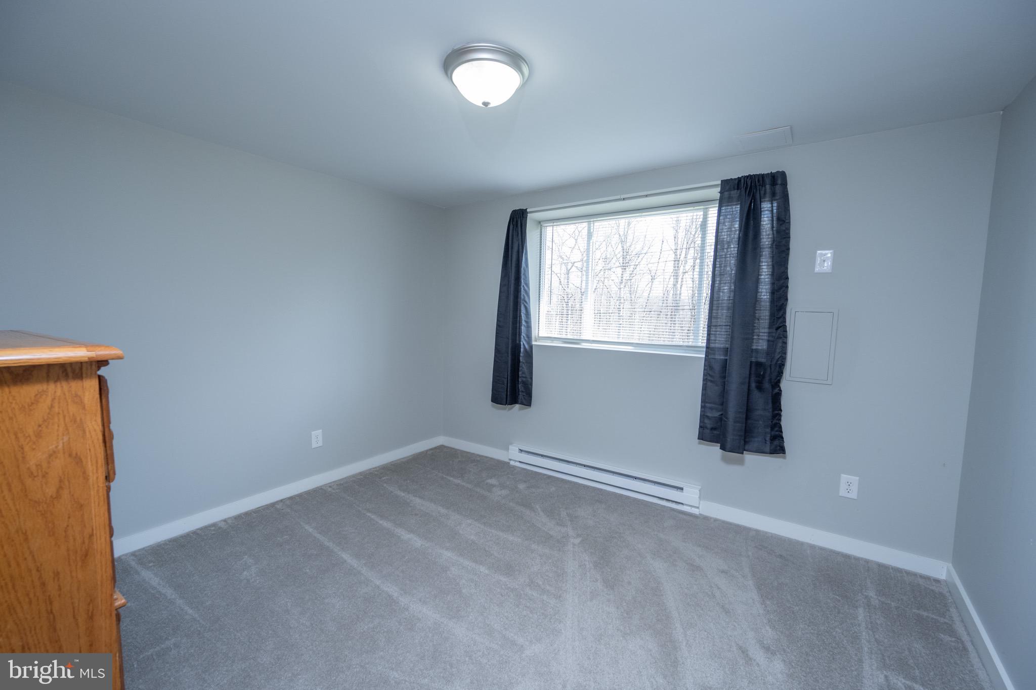 18 Ollie North Road Oakland, MD 21550 - Photo 26 of 48 an empty room with windows