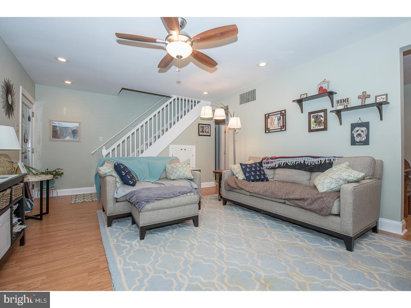 37 Devonwood Road Wayne, PA 19087 - Photo 11 of 20 Living Room