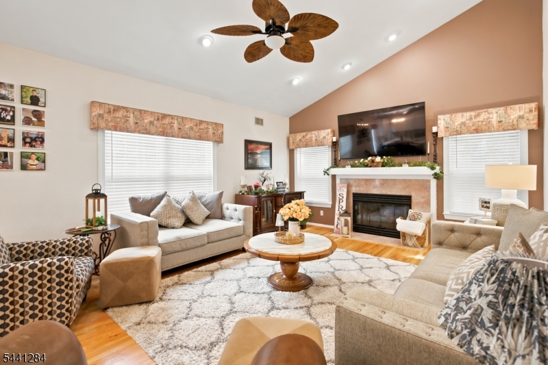 6 Drift Road Freehold, NJ 07728 - Photo 22 of 26