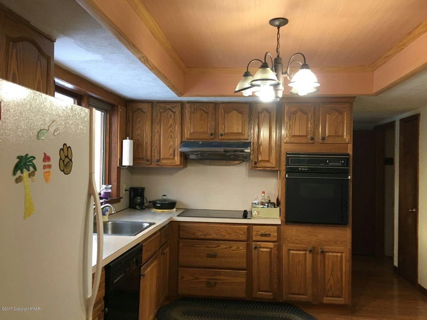 692 White Oak Road Cresco, PA 18326 - Photo 4 of 12 mmexport1513481471174