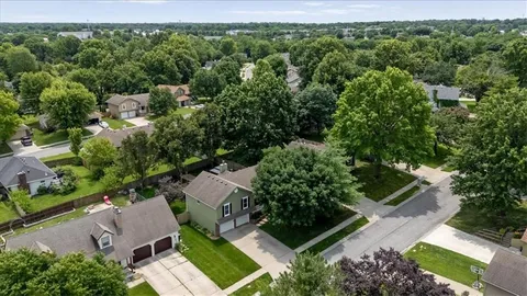 $399,900 | 1327 Northeast Depot Drive, Lee's Summit, MO 64086