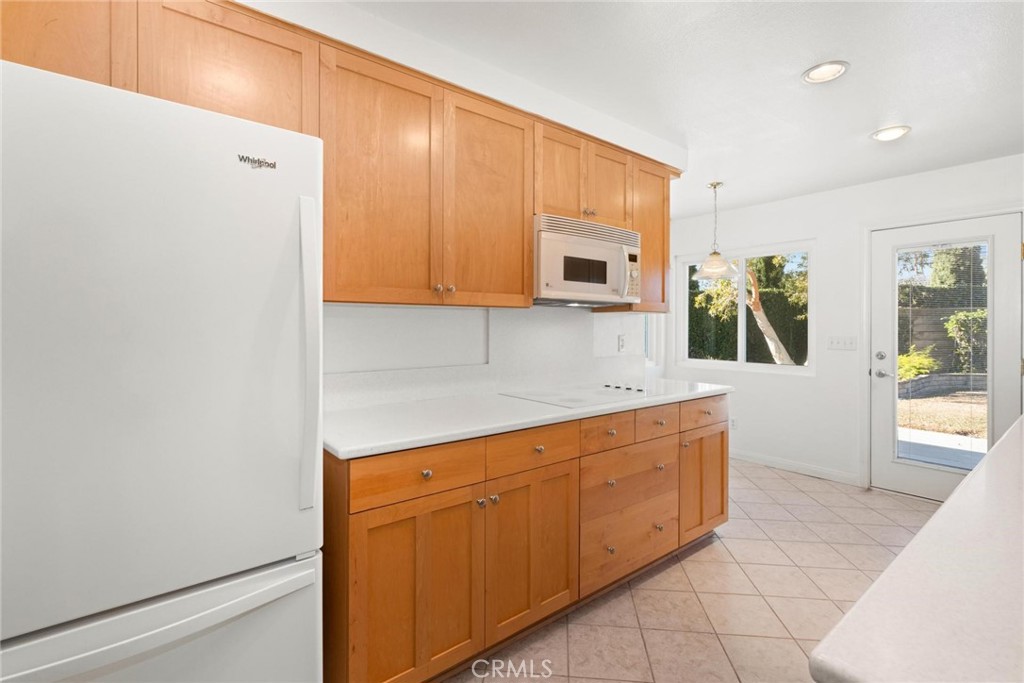 1262 Olwyn Drive Tustin, CA 92780 - Photo 8 of 47