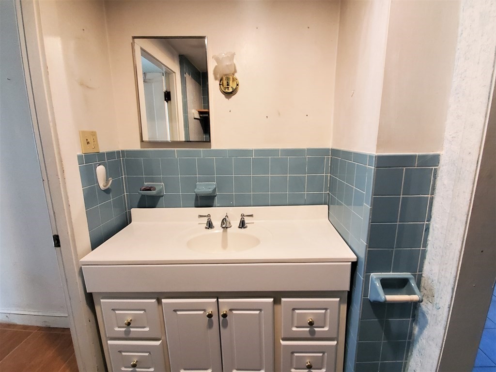 187 Carver Road Plymouth, MA 02360 - Photo 14 of 22 Gallery Image 14